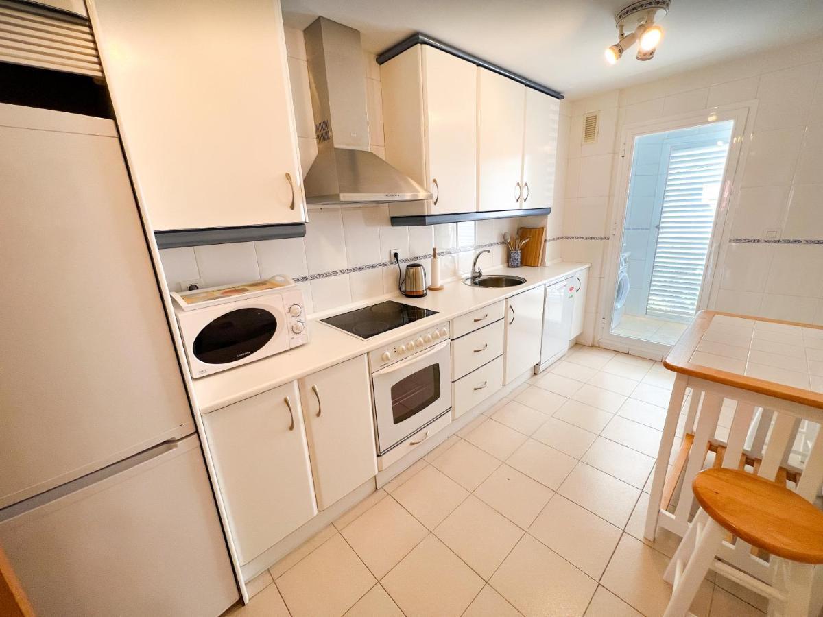 3 Bed Las Petunias, San Pedro Marbella Exteriör bild